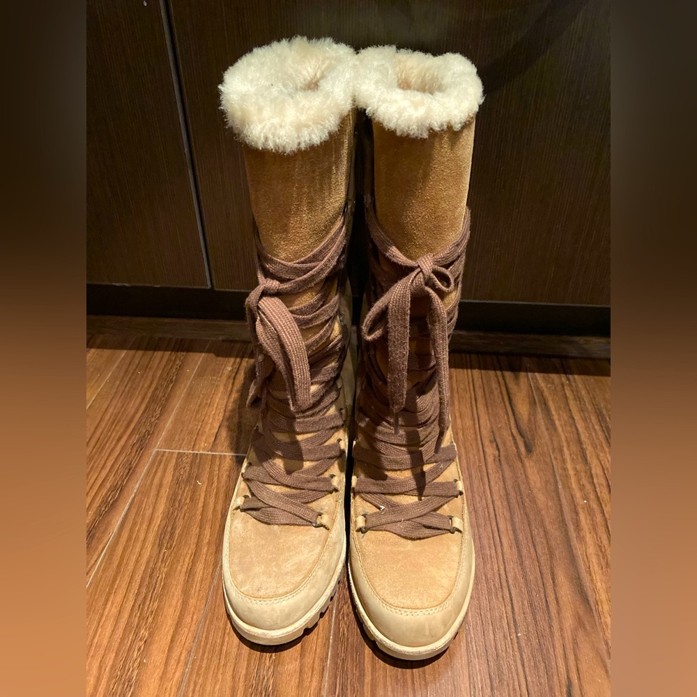 UGG Mason Boots Size 7.5